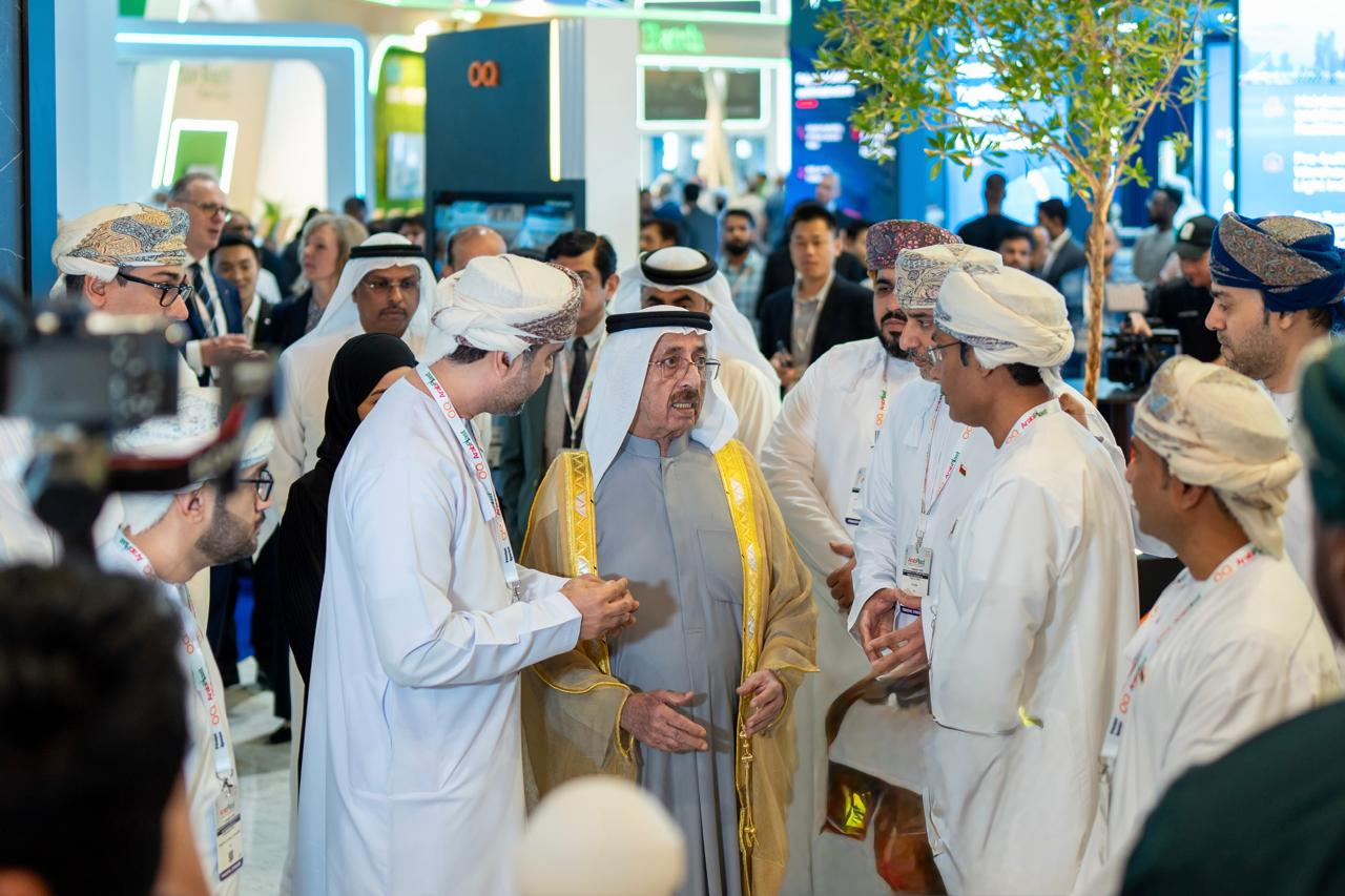 TRADE SHOW ORGANIZERS